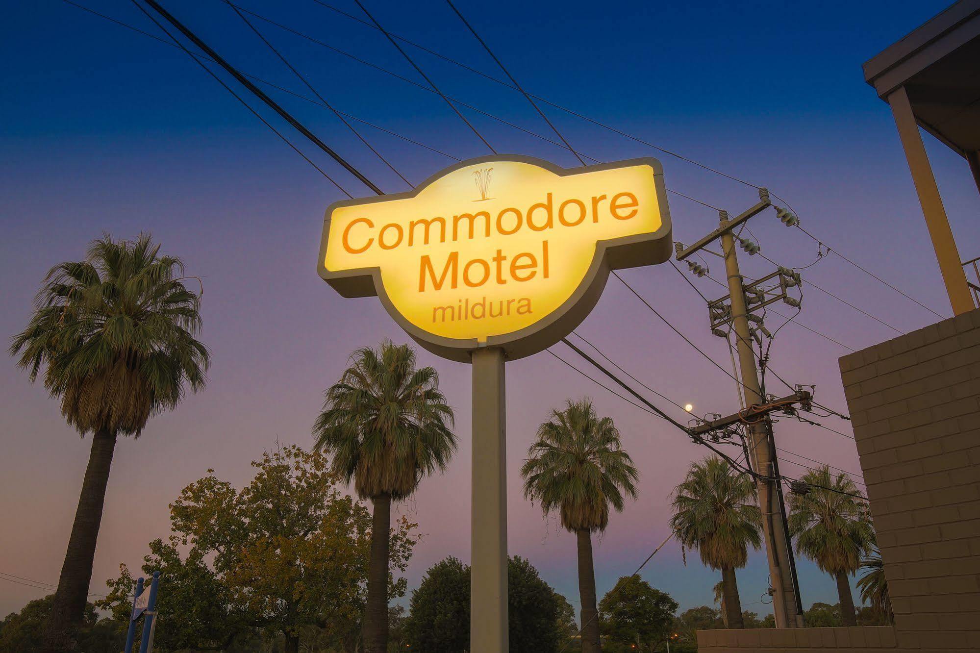 Commodore Mildura Motel Exterior foto